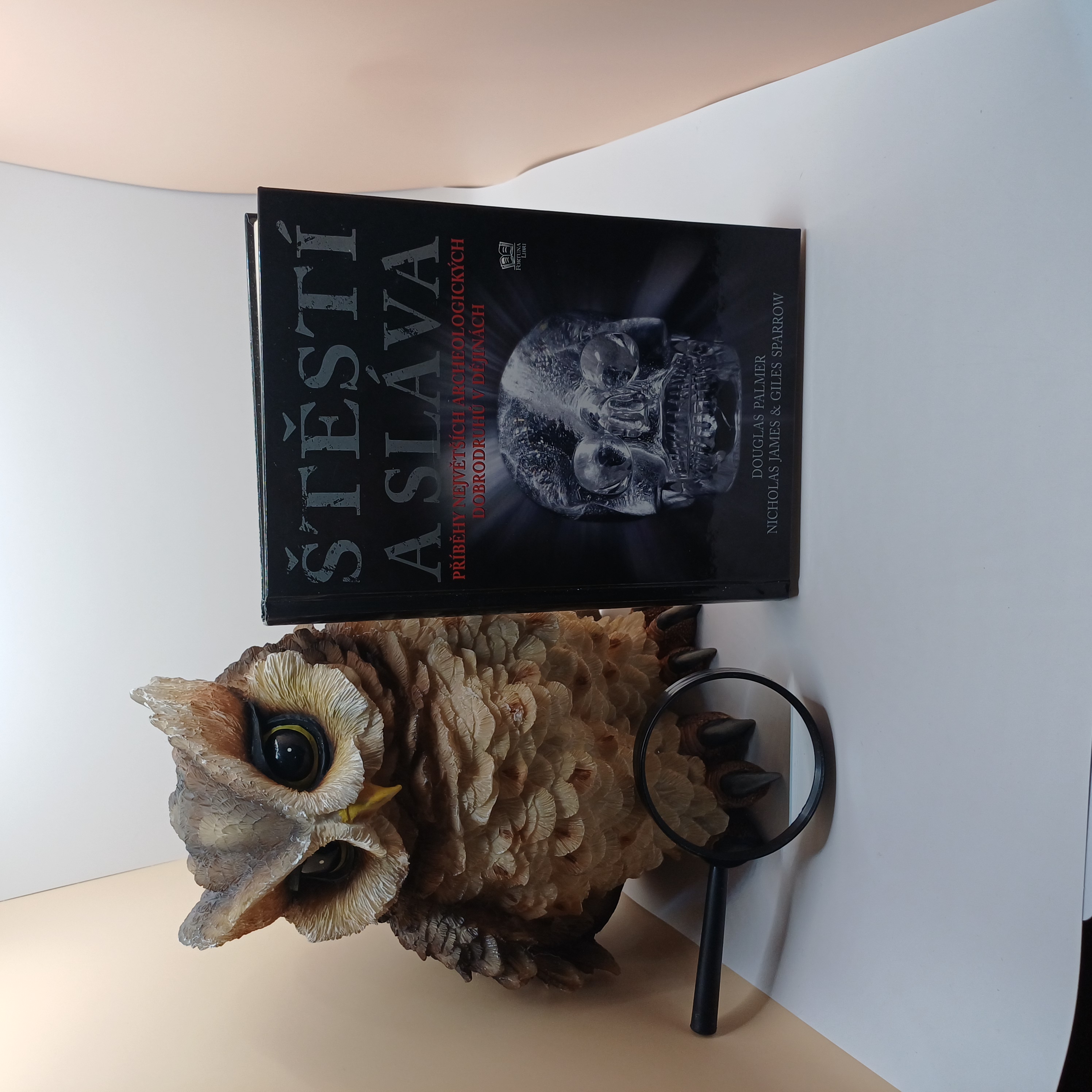 Štěstí a sláva, Douglas Palmer, Nicholas James, Giles Sparrow